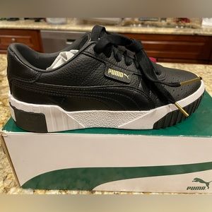 New black/white puma Cali size 7